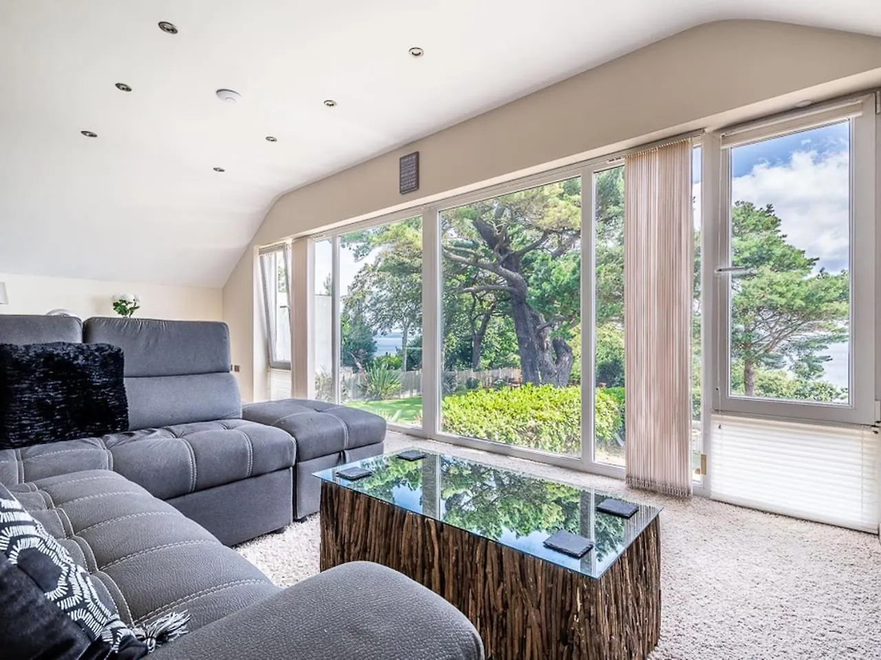 Stunning Apartment With Uninterrupted Views Exeter 0*,  Storbritannien