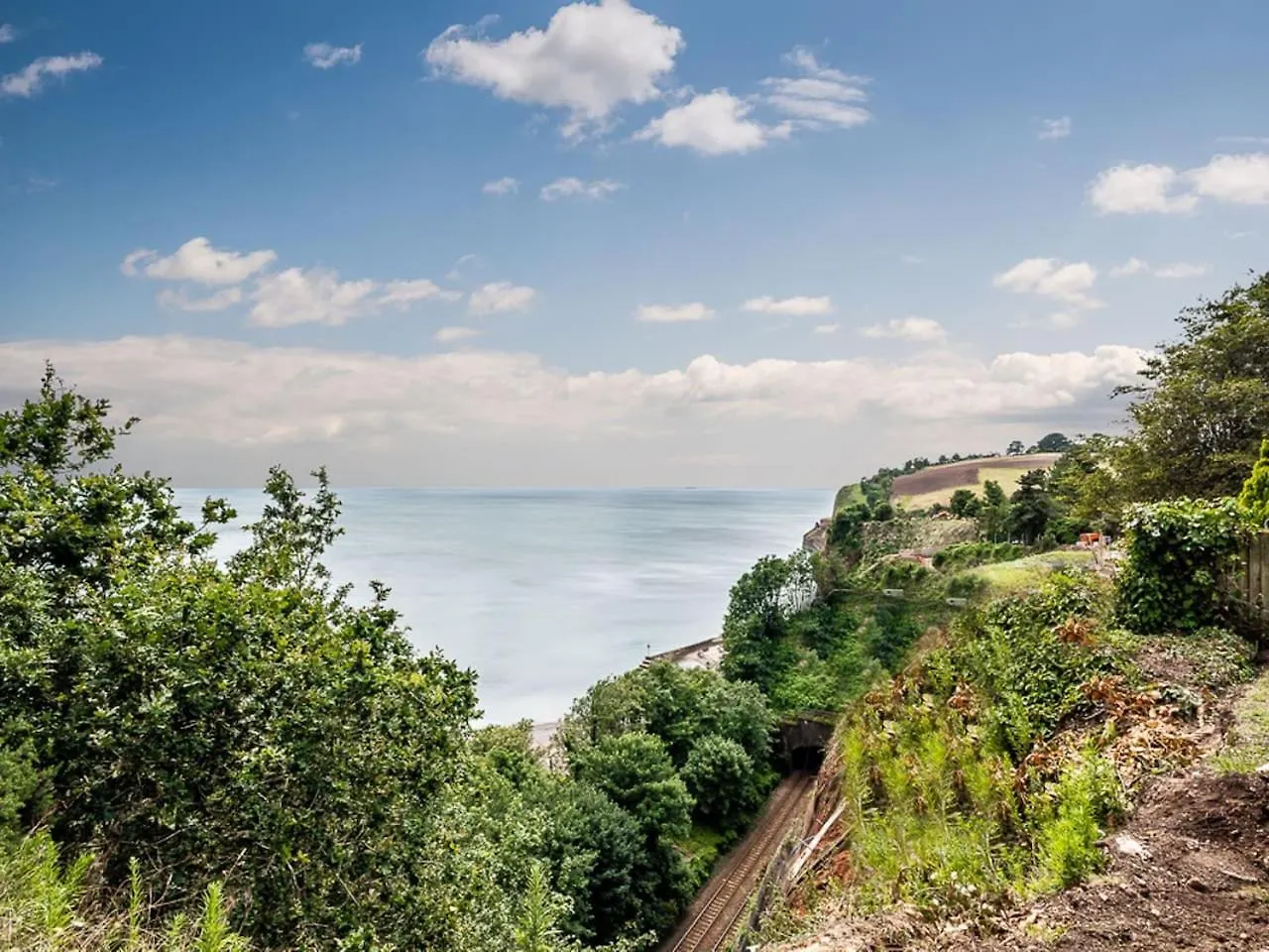 Stunning Apartment With Uninterrupted Views Exeter